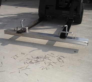 Fork Mounted Magnet