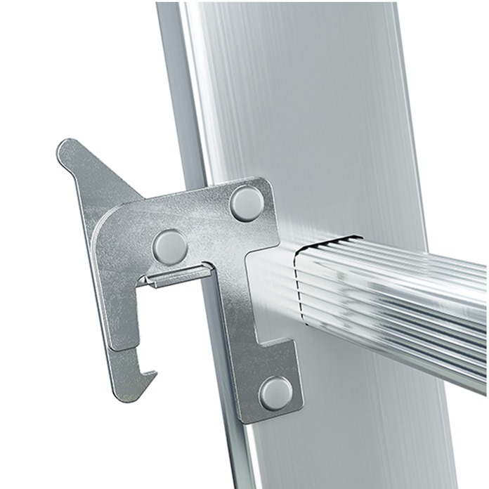 HOME Reach Triple Extension Ladder