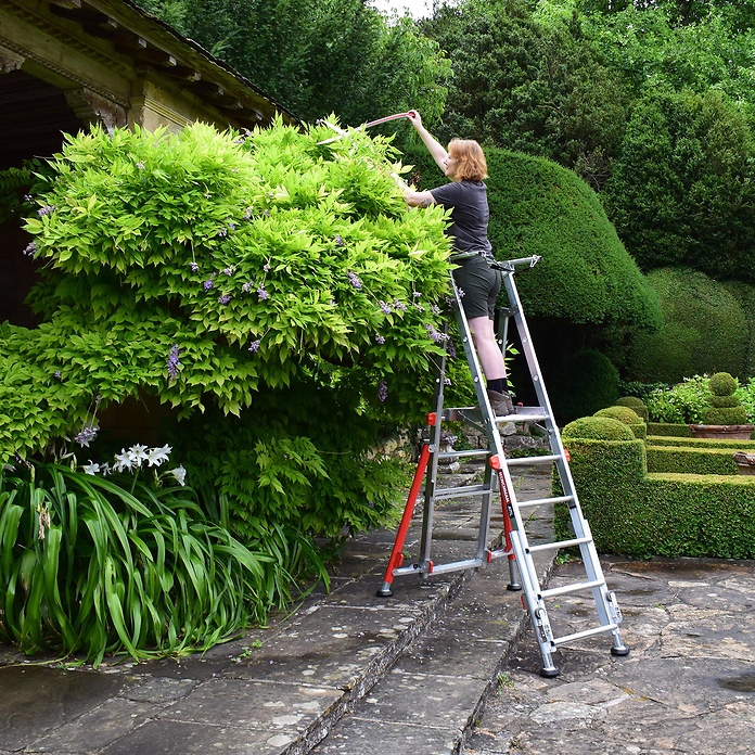 Henchman All Terrain Telescopic Platform