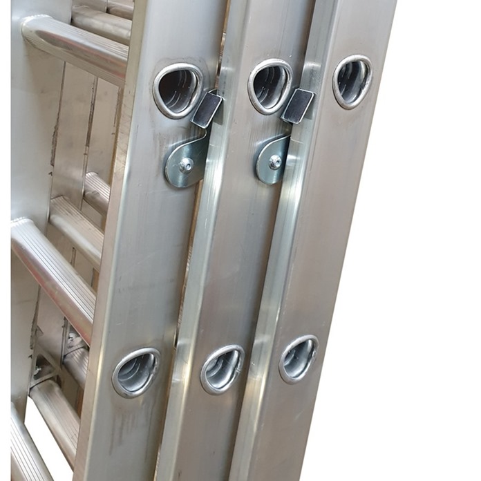 Titan Classic Triple Extension Ladder