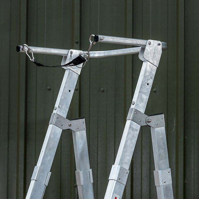 Henchman All Terrain Telescopic Platform