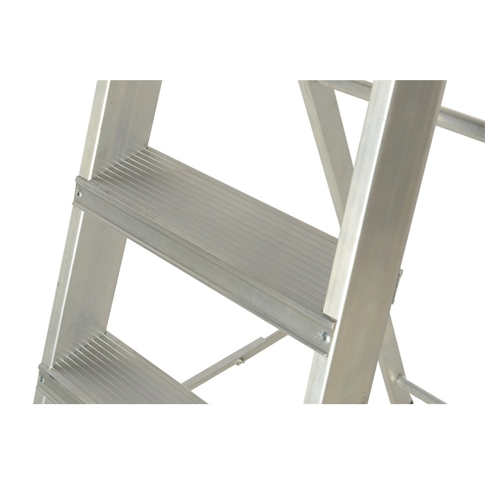 Werner Mastertrade Platform Step Ladders